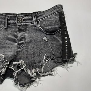Shorts size 24